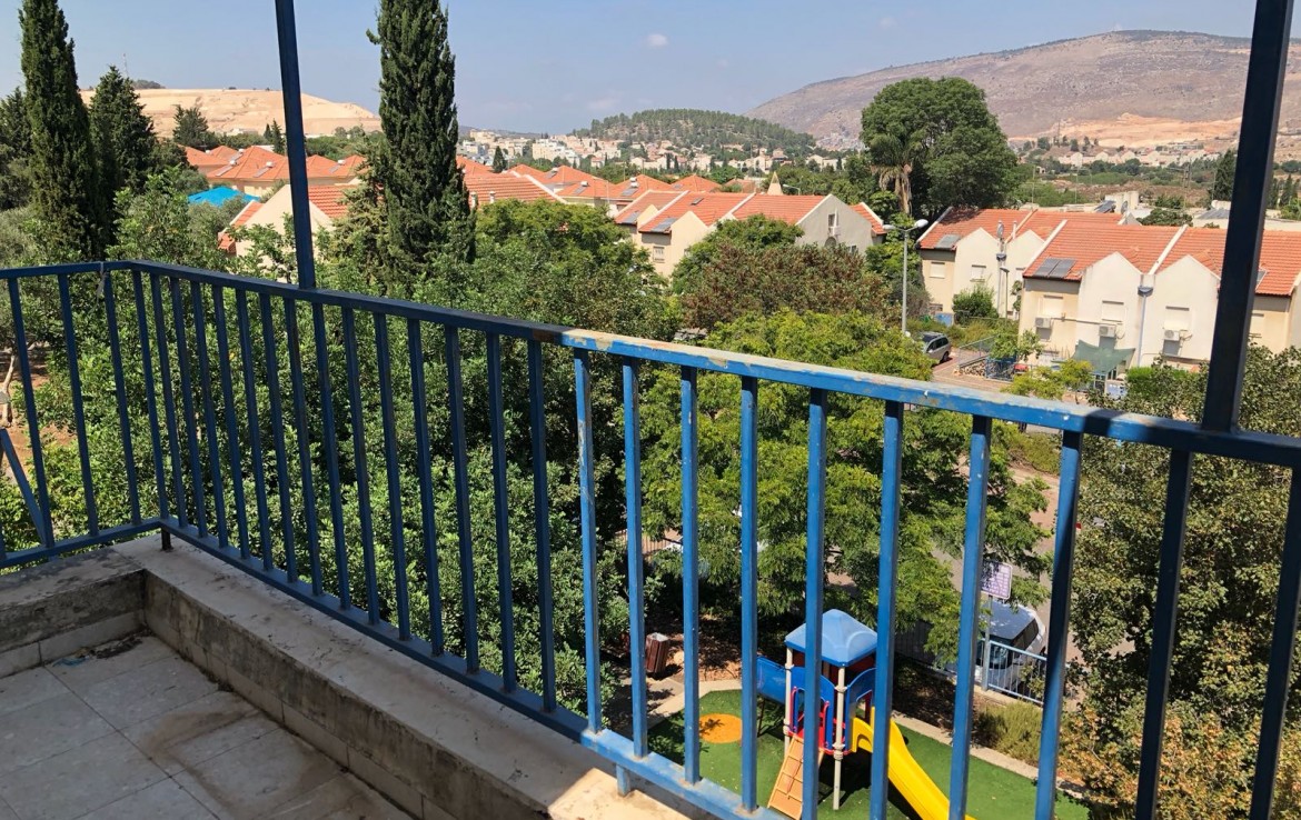 למכירה ברחוב בית הכרם דירת דופלקס 5.5 חדרים